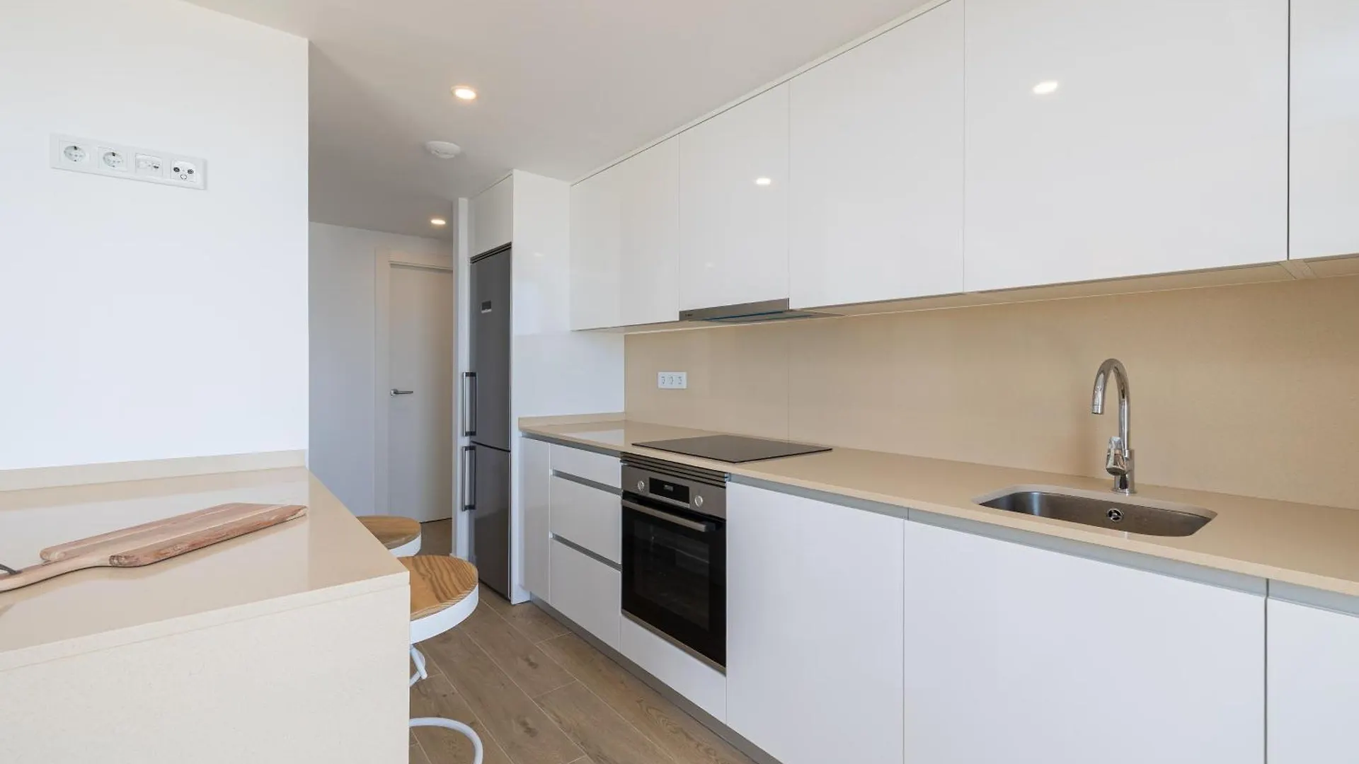 Luxury Penthouse Duplex One80 By Aora Stay Εστεπόνα Διαμέρισμα